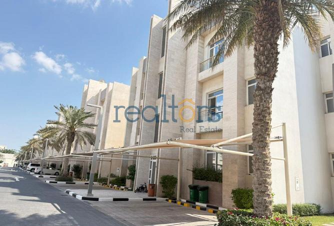 1010176 - Property Image 2