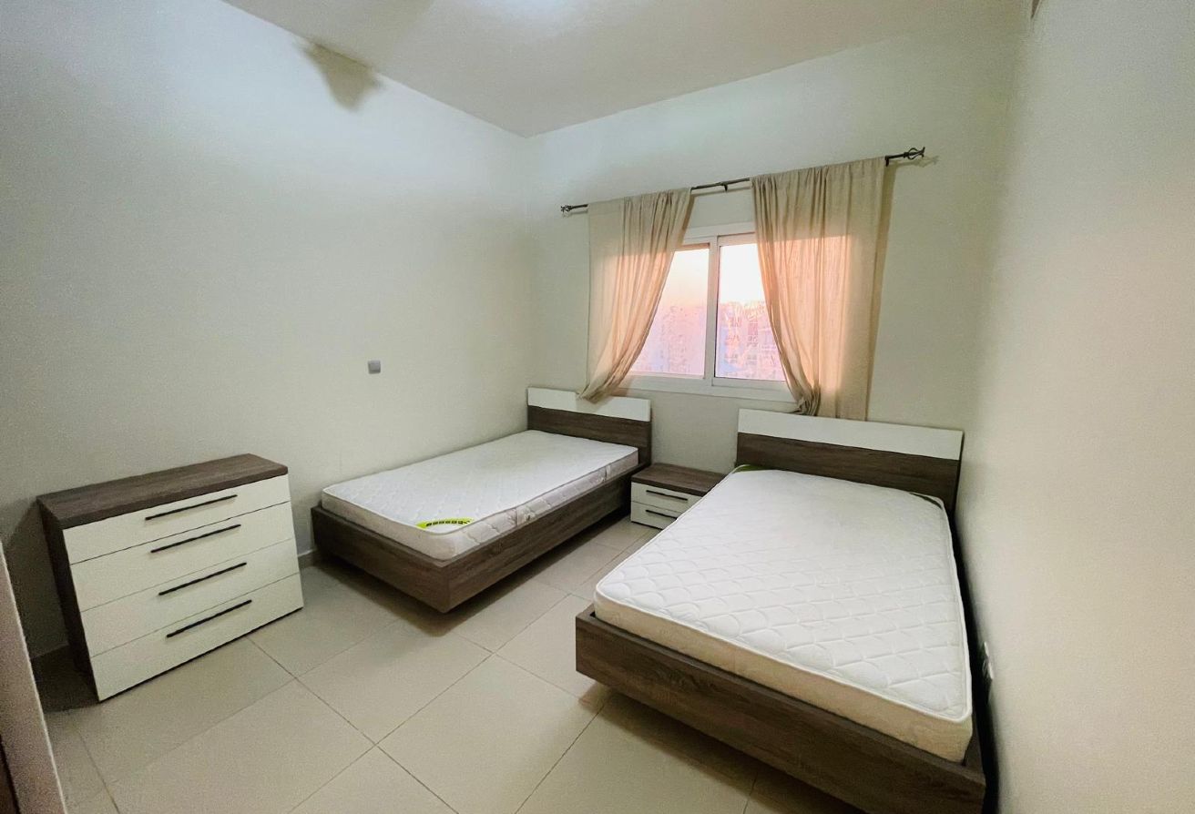 ELEGANT FF 2BHK HUGE BALCONY SPACIOUS APARTMENT thumbnail 6