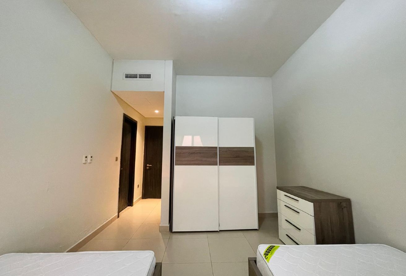 ELEGANT FF 2BHK HUGE BALCONY SPACIOUS APARTMENT thumbnail 7