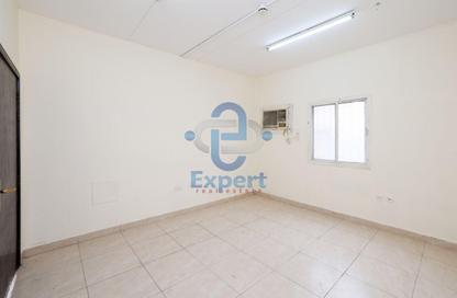 Labor Camp - Studio - 7+ for rent in Industrial Area 2 - Industrial Area - Industrial Area - Doha