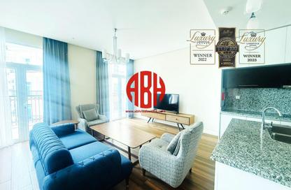Apartment - 2 Bedrooms - 3 Bathrooms for rent in Floresta Gardens - Floresta Gardens - The Pearl Island - Doha
