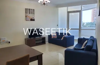 Apartment - 2 Bedrooms - 2 Bathrooms for rent in West Bay - West Bay - Doha