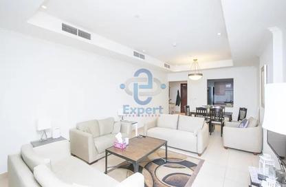 Apartment - 1 Bedroom - 2 Bathrooms for rent in East Porto Drive - Porto Arabia - The Pearl Island - Doha