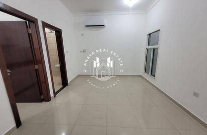 Villa - Studio - 1 Bathroom for rent in Al Wakra - Al Wakrah - Al Wakra