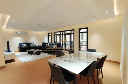 شقة - 2 غرف نوم - 2 حمامات للايجار في شارع النصر - النصر - الدوحة