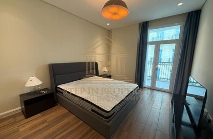 Apartment - 2 Bedrooms - 4 Bathrooms for rent in Floresta Gardens - Floresta Gardens - The Pearl Island - Doha