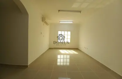 Apartment - 3 Bedrooms - 2 Bathrooms for rent in Hiteen Street - Al Muntazah - Doha