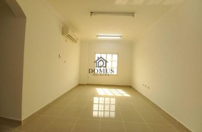 Apartment - 3 Bedrooms - 2 Bathrooms for rent in Hiteen Street - Al Muntazah - Doha