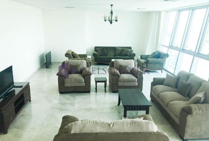 1004811 - Property Image 3