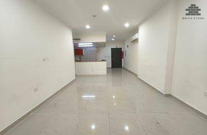Apartment - 2 Bedrooms - 3 Bathrooms for rent in Muntazah 70 - Al Muntazah - Doha