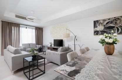 مجمع سكني - 6 غرف نوم - 5 حمامات للايجار في فلل النجمة - جنوب مويثر - منطقة مويثر - الدوحة