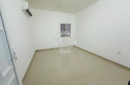 Compound - 2 Bedrooms - 1 Bathroom for rent in Ain Khalid Gate - Ain Khaled - Doha