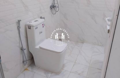 Apartment - 2 Bedrooms - 1 Bathroom for rent in Wadi Al Markh - Muraikh - AlMuraikh - Doha