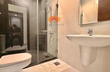 Apartment - 2 Bedrooms - 2 Bathrooms for rent in Lusail Marina Heights - Marina District - Lusail