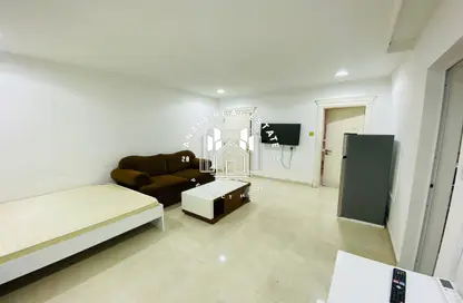 شقة - 1 حمام للايجار في المعمورة - الدوحة