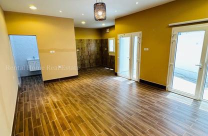 Apartment - Studio - 1 Bathroom for rent in Al Dafna - Al Dafna - Doha