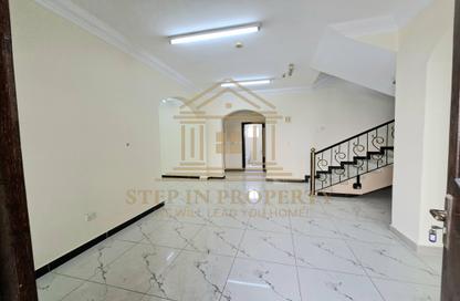 Villa - 5 Bedrooms - 5 Bathrooms for rent in Ain Khalid Gate - Ain Khaled - Doha