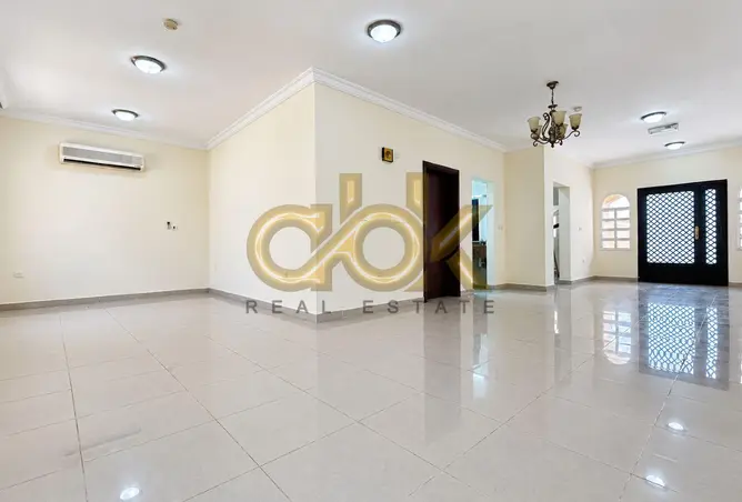 64364210 - Property Image 2