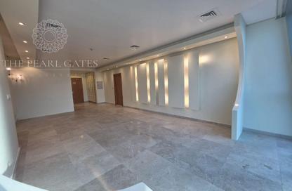 Apartment - 2 Bedrooms - 2 Bathrooms for rent in Zig Zag Tower B - Zig Zag Towers - West Bay - Doha