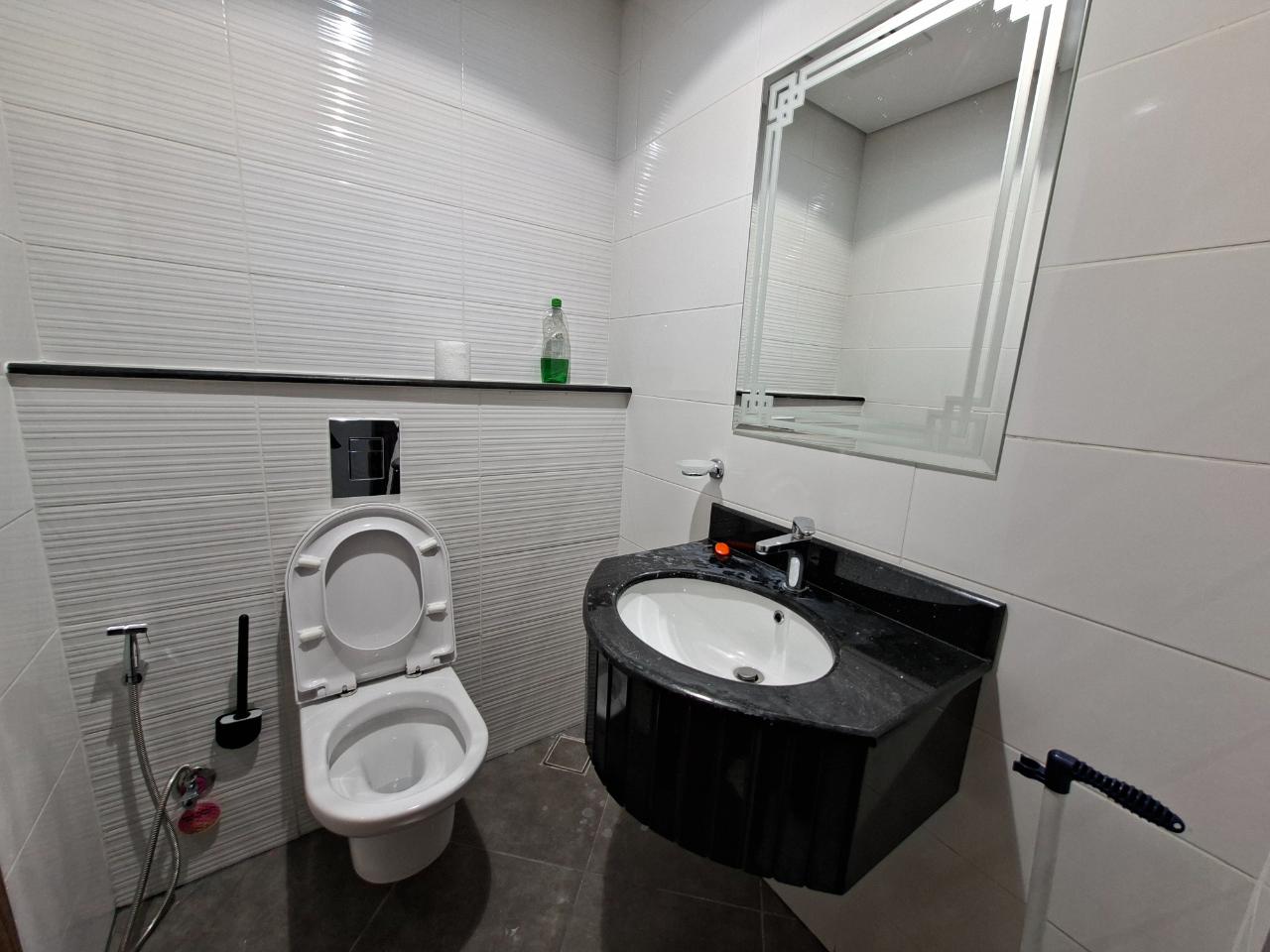 Spacious 118 SQM 1BHK | Fox Hills | All Bills thumbnail 12