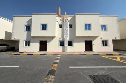 Apartment - 6 Bedrooms - 7 Bathrooms for rent in Al Kheesa - Al Kheesa - Umm Salal Mohammed