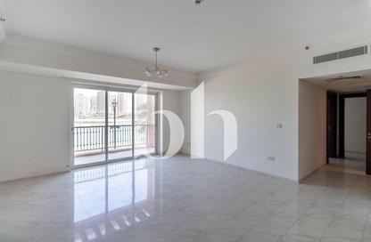 Apartment - 2 Bedrooms - 3 Bathrooms for rent in Viva West - Viva Bahriyah - The Pearl Island - Doha
