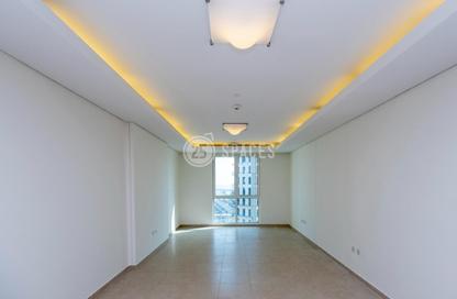 Apartment - 1 - 2 for rent in Viva East - Viva Bahriyah - The Pearl Island - Doha