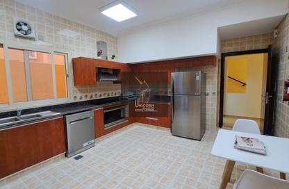 مجمع سكني - 4 غرف نوم - 5 حمامات للايجار في حدائق الفردان - ابو سدرة - الريان - الدوحة