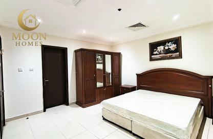 Apartment - 1 Bedroom - 1 Bathroom for rent in Umm Ghuwailina 4 - Umm Ghuwailina - Doha