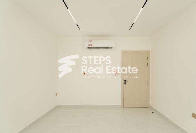 57031245 - Property Image 3