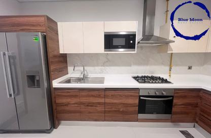 Apartment - 1 - 2 for rent in Burj Al Marina - Marina District - Lusail