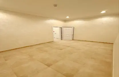 Apartment - 1 Bedroom - 1 Bathroom for rent in Musheireb - Musheireb - Doha