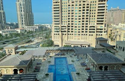 Apartment - 2 Bedrooms - 3 Bathrooms for sale in West Porto Drive - Porto Arabia - The Pearl Island - Doha