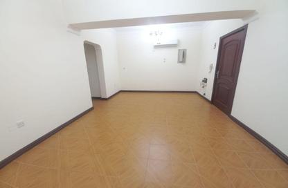 Apartment - 2 Bedrooms - 2 Bathrooms for rent in Anas Street - Fereej Bin Mahmoud North - Fereej Bin Mahmoud - Doha