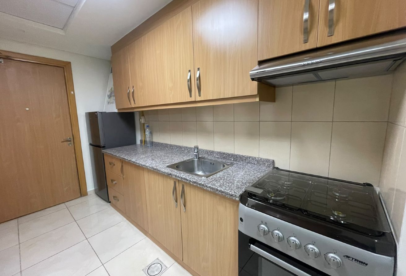 SPACIOUS STUDIO FULLY FURNISHED  @ 4495 WITH BILLS thumbnail 4