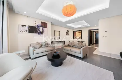 Apartment - 1 Bedroom - 2 Bathrooms for rent in West Bay - West Bay - Doha