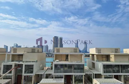 Apartment - 2 Bedrooms - 3 Bathrooms for rent in Crystal Residence - Gewan Island - The Pearl Island - Doha