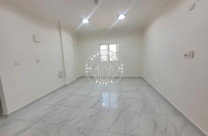 Apartment - 2 Bedrooms - 2 Bathrooms for rent in Old Airport Road - Old Airport Road - Doha