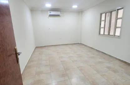 Apartment - 2 Bedrooms - 2 Bathrooms for sale in Al Mansoura - Al Mansoura - Doha