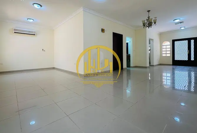 64034699 - Property Image 2