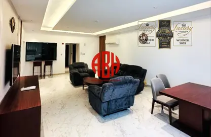 Apartment - 2 Bedrooms - 2 Bathrooms for rent in Thabit Bin Zaid Street - Al Mansoura - Doha