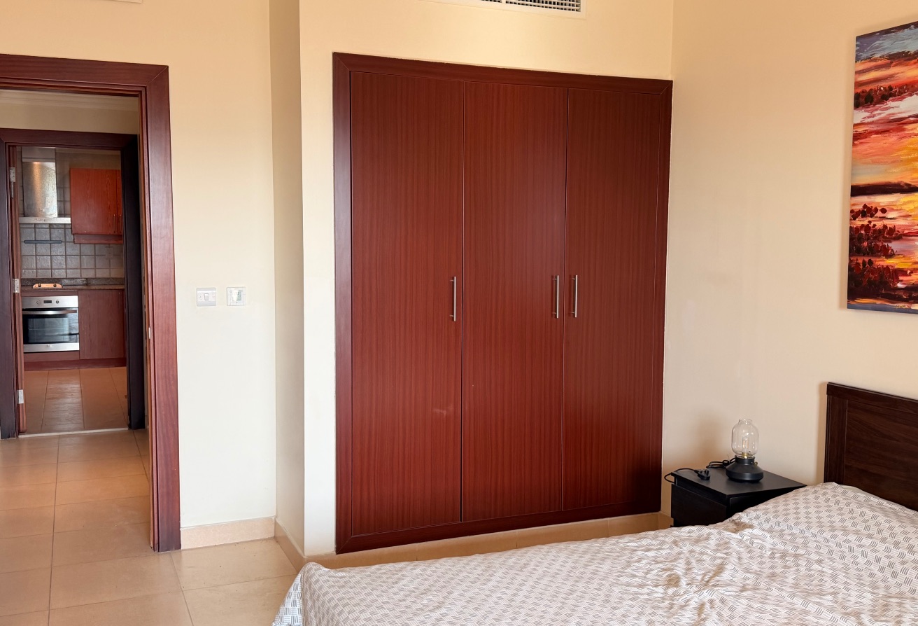 Beautiful 1BR | Porto Arabia | Ready Now thumbnail 21