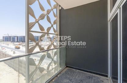 Apartment - 2 Bedrooms - 3 Bathrooms for sale in Boulevard View - Yasmeen City - Lusail