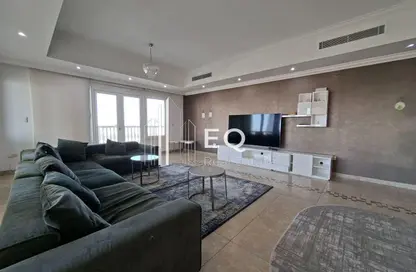 شقة - 3 غرف نوم - 5 حمامات للايجار في طريق بورتو الشرقي - بورتو أرابيا - جزيرة اللؤلؤة - الدوحة