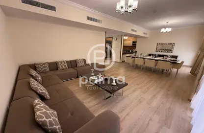 Villa - 5 Bedrooms - 4 Bathrooms for rent in Ain Khalid Gate - Ain Khaled - Doha