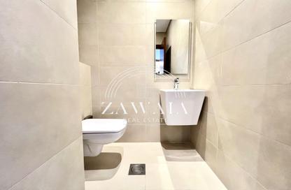 Apartment - 1 Bedroom - 2 Bathrooms for rent in Lusail Marina Heights - Marina District - Lusail