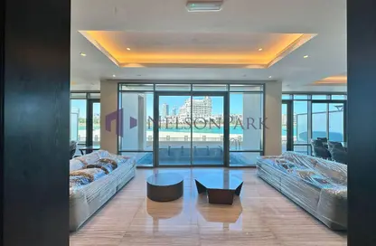 Villa - 5 Bedrooms - 6 Bathrooms for rent in Abraj Bay - Abraj Quartiers - The Pearl Island - Doha