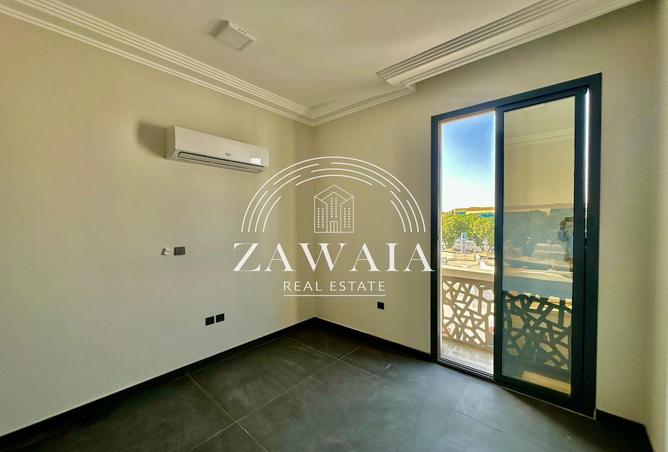 1025790 - Property Image 3