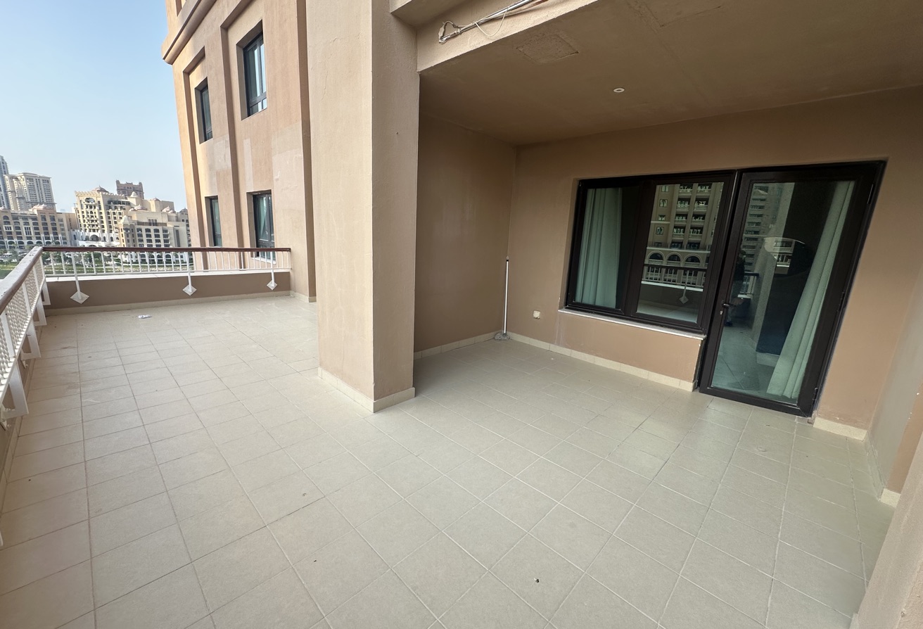 1 Bedroom Fully Furnished Marina View thumbnail 12