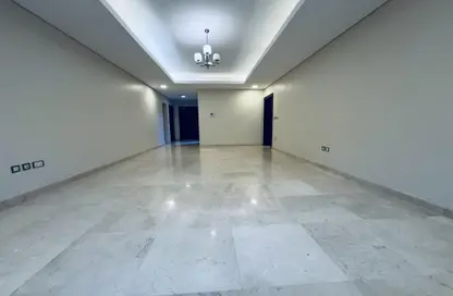 شقة - غرفة نوم - 2 حمامات للايجار في جنوب فوكس هيلس - فوكس هيلز - الوسيل